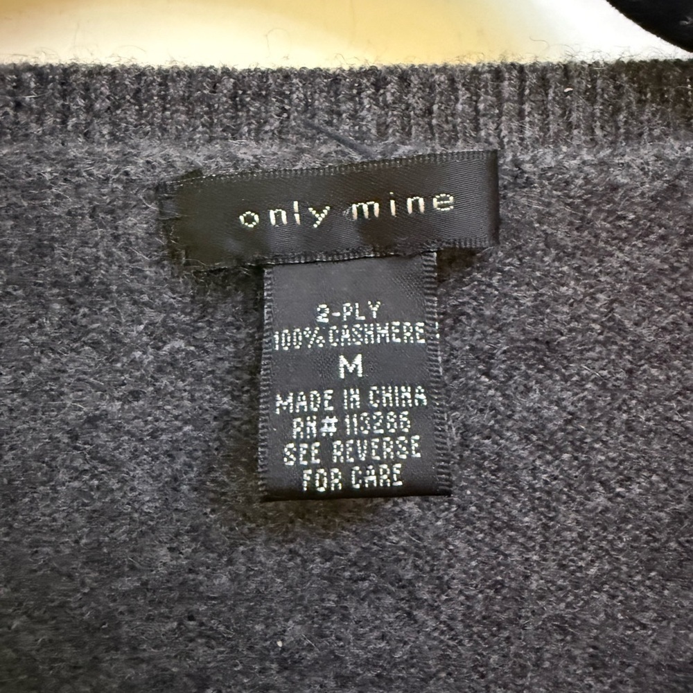 Cashmere Sweater Only Mine Gray V-Neck Size M - Picture 3 of 4